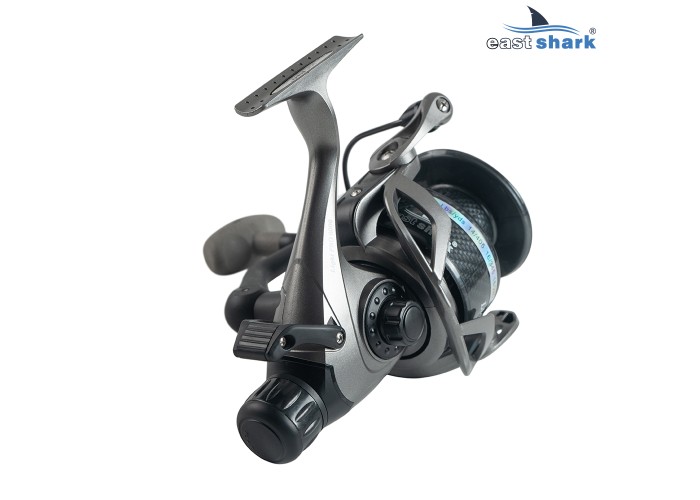 Катушка EastShark Light PRO 6000 5,5:1 с байтраннером