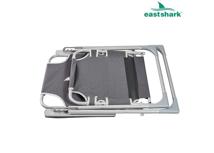 Кресло с регулировкой спинки