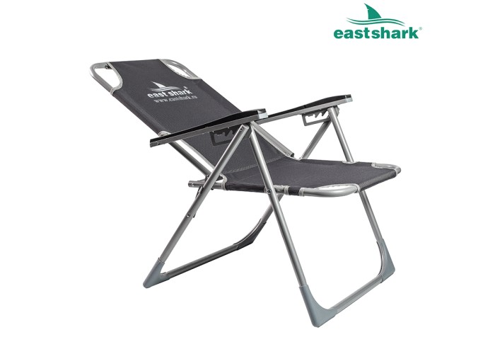 Кресло с регулировкой спинки